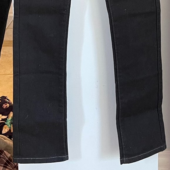 Jeans - Picture 2 of 3